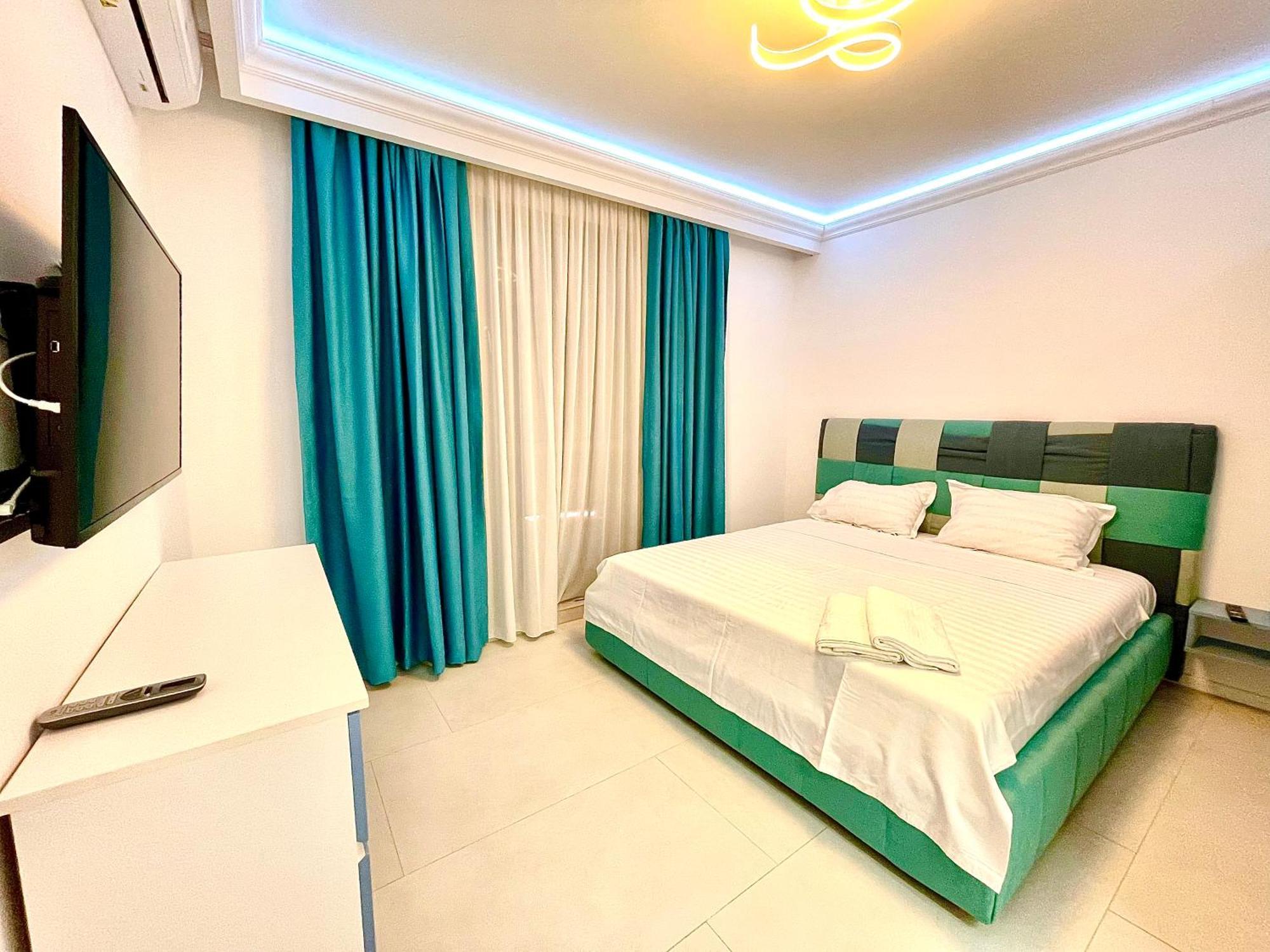 Marcony Boutique Apartments Mamaia Exterior foto